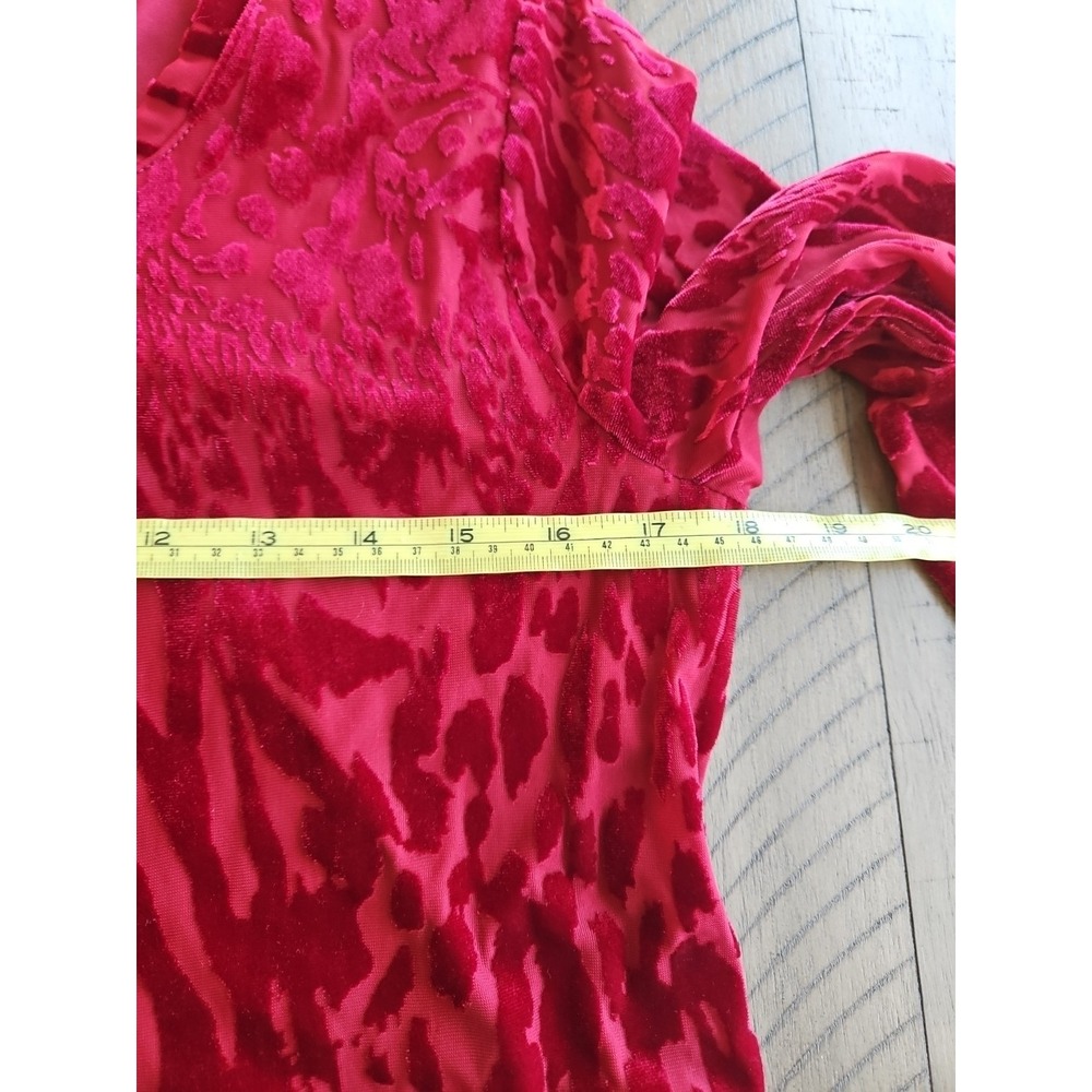 Simply Vera Wang Top Red Velvet Burnout M Whimsigoth Vamp Animal Print Y2k 90's - Picture 10 of 12